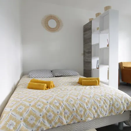 Charming Studio Between Thermal Baths And City Center